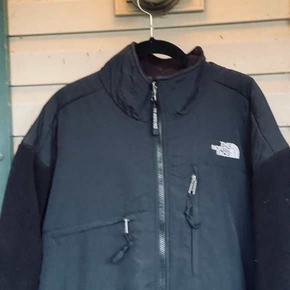 The North Face Denali Dual Panel Fleece and Nylon Black Relaxed Fit Jacket - Picture 5 of 8